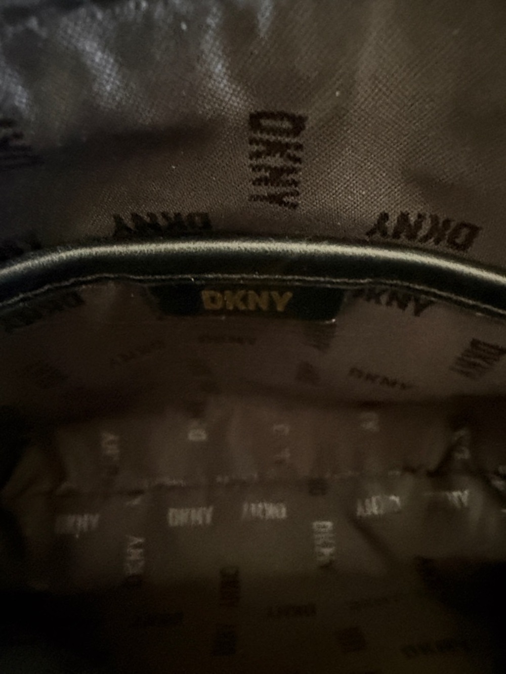 DKNY Textured Crossbody purse with Gold Logo-NWOT - Picture 9 of 11
